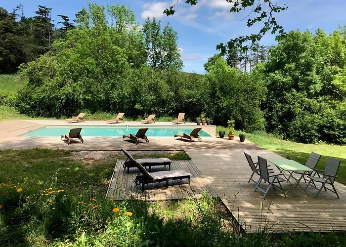 Chateau Bel Aspect 4*