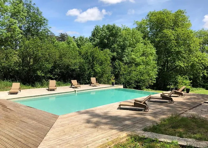 Chateau Bel Aspect 4*